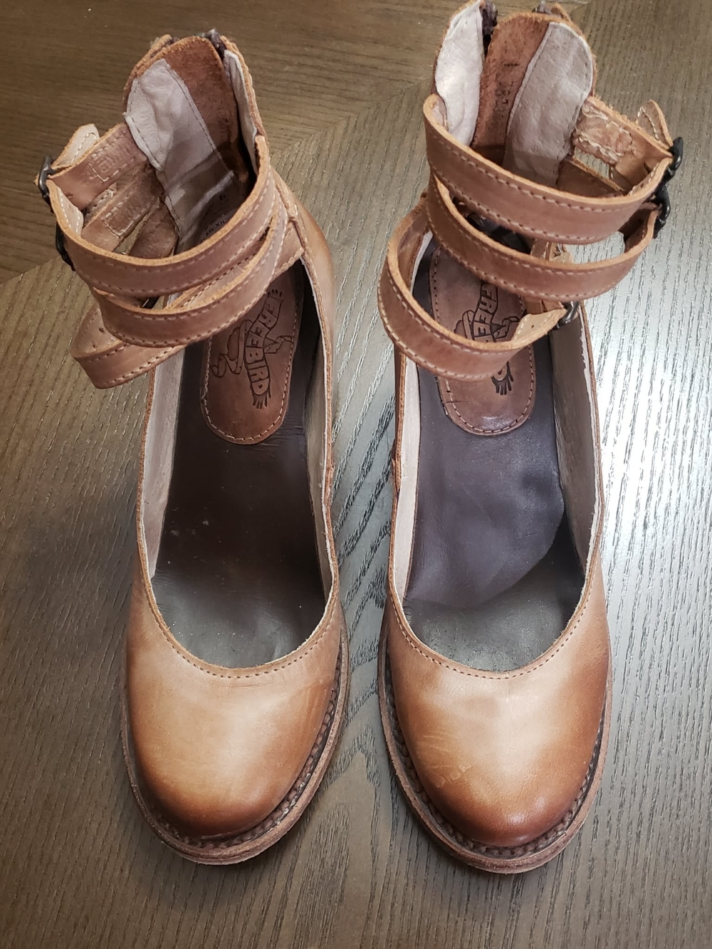 Freebird by Steven Randi Women's Tan Leather Ankle-Strap Block Heels Size 6 - Picture 2 of 9